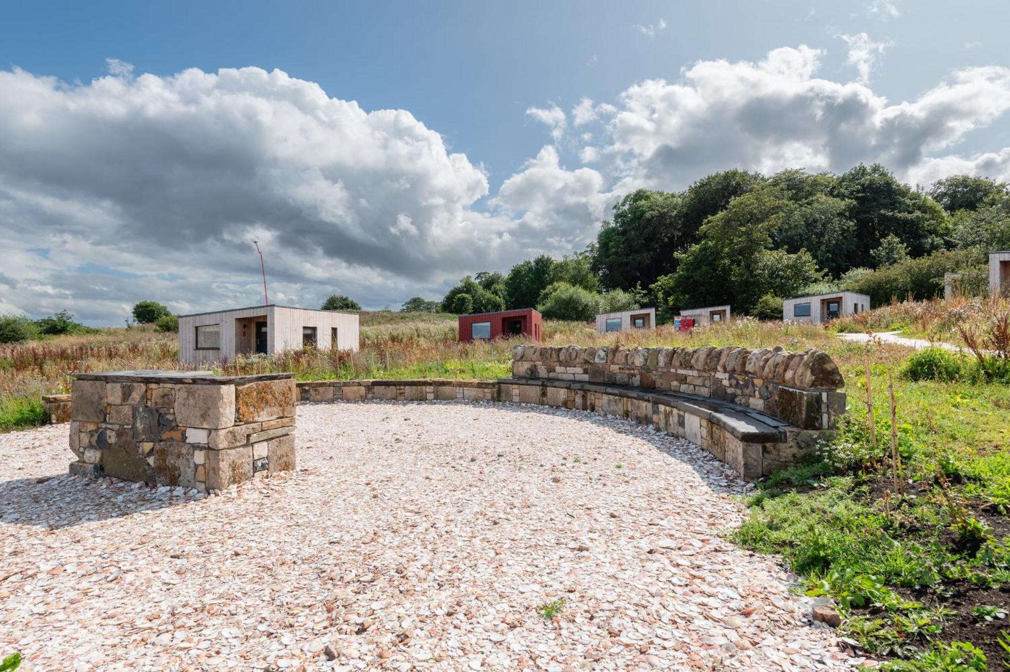 Rustic Cabins, Sea Views From Rewilded Farm With Highland Cows St. Andrews Exterior foto